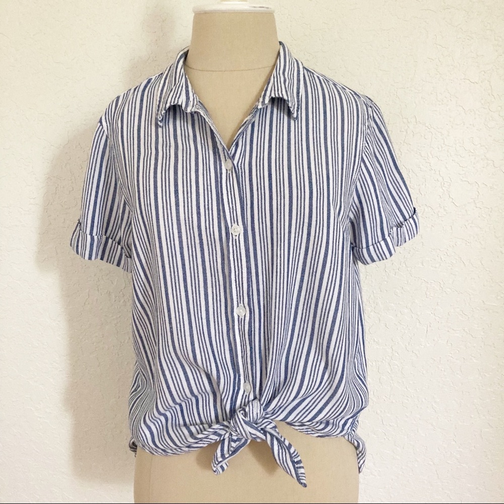 American Eagle Striped Button Down Shirt